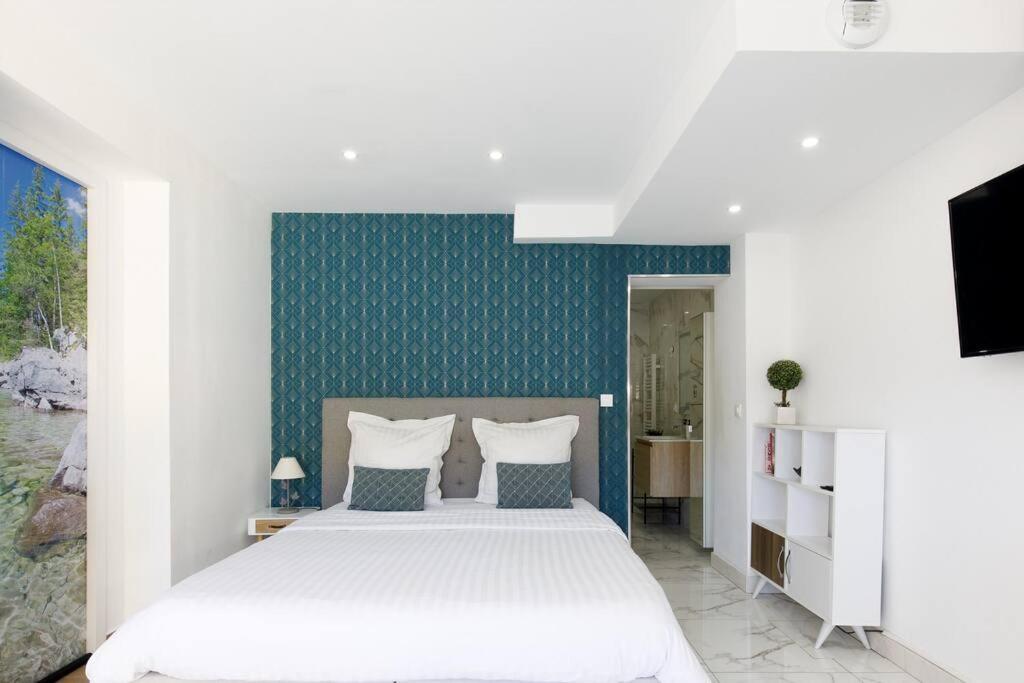 Apartment Confort Avec Parking Et Terrasse A Village *